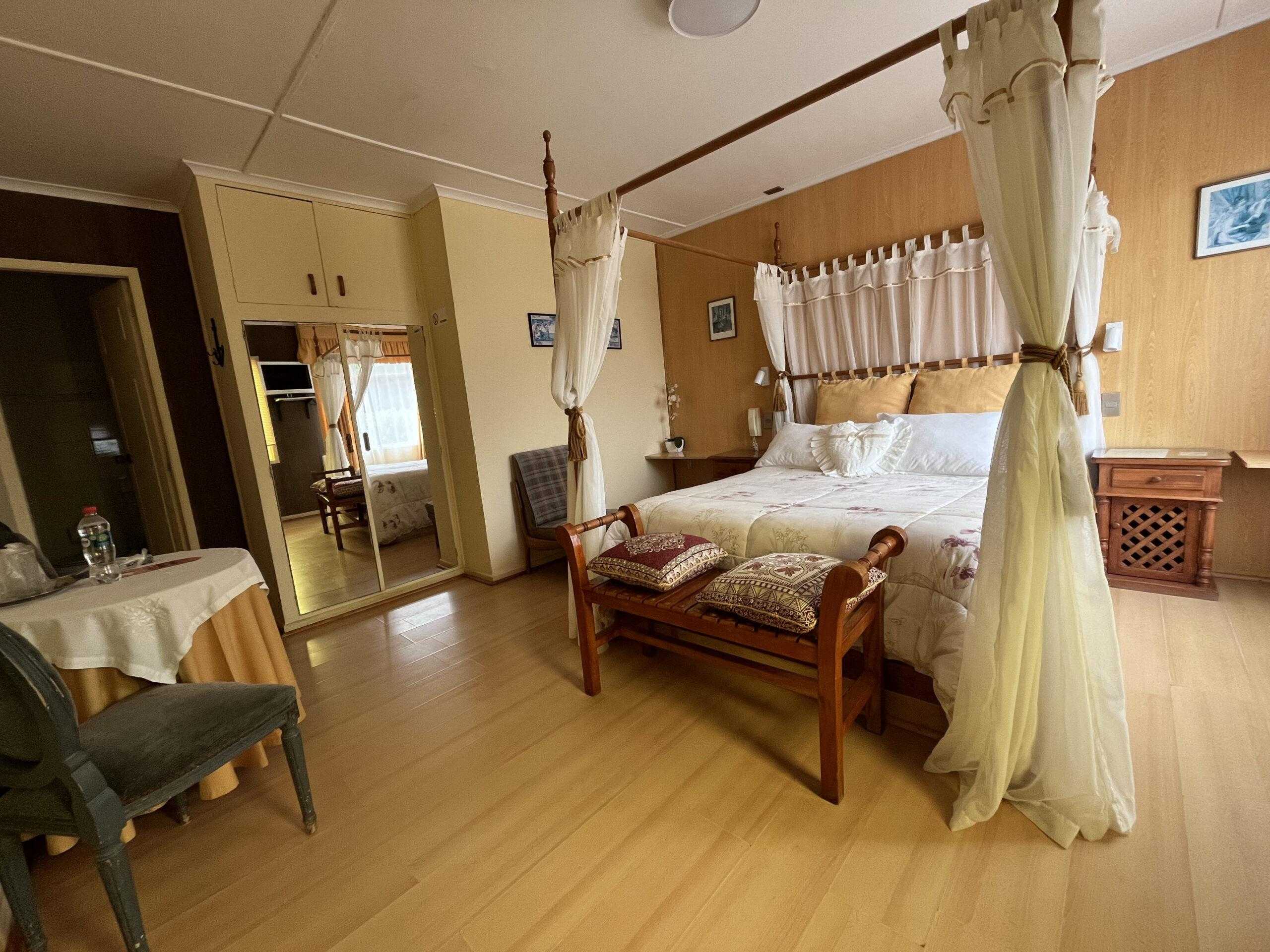 HABITACIÓN Nº3 & Nº8